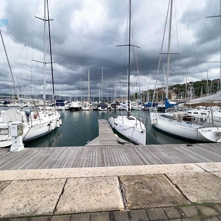 Porto San Rocco Tirabora Short Rent Lägenhet Múggia Exteriör bild