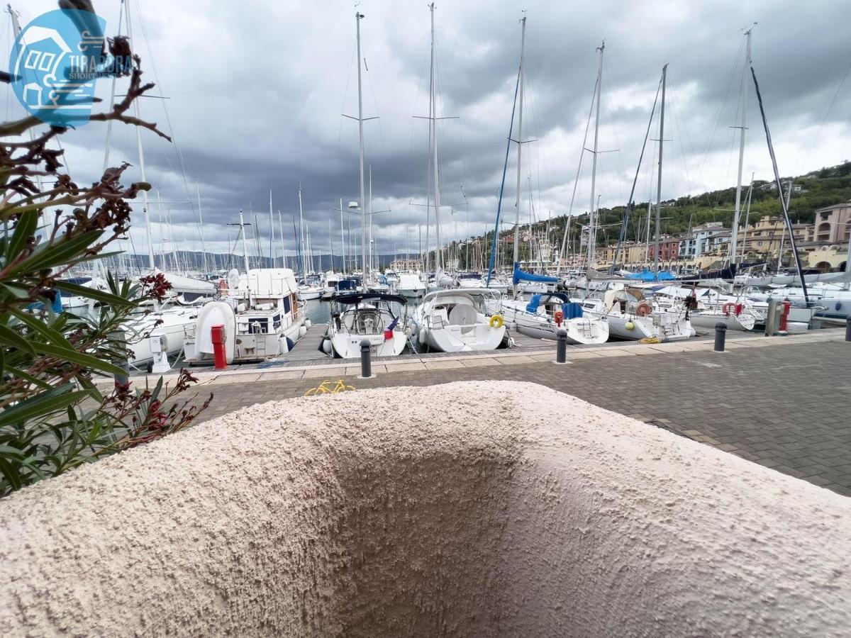 Porto San Rocco Tirabora Short Rent Lägenhet Múggia Exteriör bild